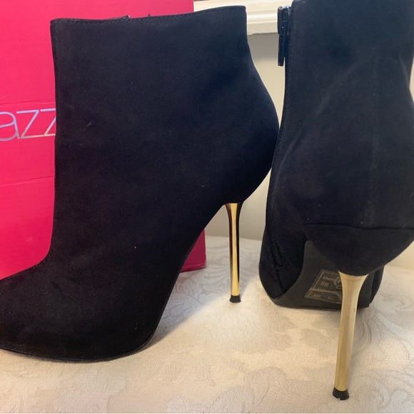 Size 9 Shoe Dazzle black suede "Parisa" platform booties $26 - Picture 1 of 6